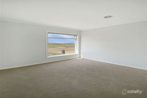 Property photo of 7 Hutchison Road Mambourin VIC 3024