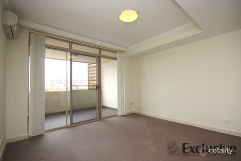 Property photo of 323/4 Stromboli Strait Wentworth Point NSW 2127
