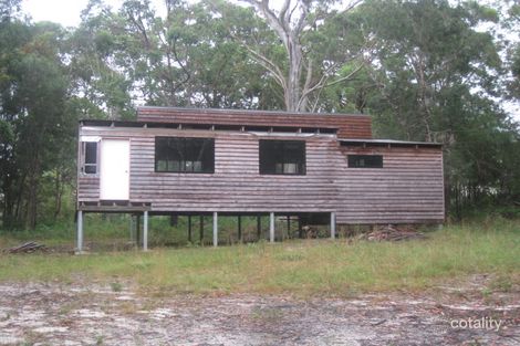 27 Belgrave Rd, Russell Island, QLD 4184