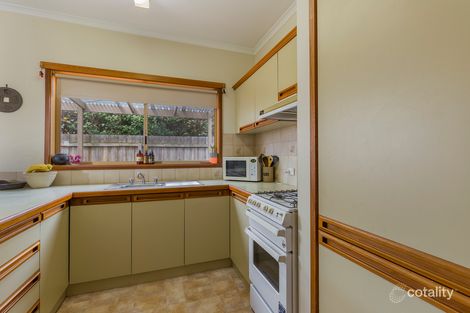 Property photo of 2/50 Vines Road Hamlyn Heights VIC 3215