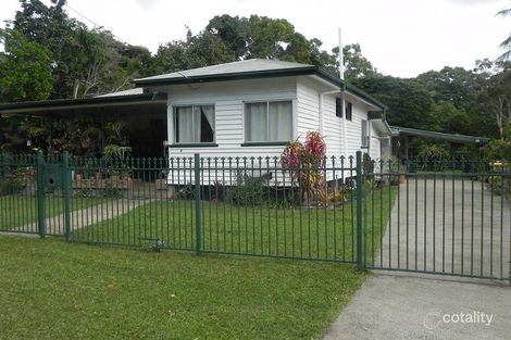 4 Passchendaele St, Stratford, QLD 4870