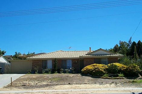 8 Berkshire Dr, Beldon, WA 6027