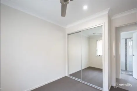 Property photo of 10 Vista Crescent Pimpama QLD 4209