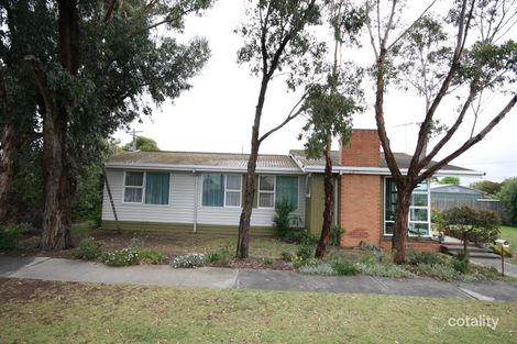 18 Myrtle Ave, Newcomb, VIC 3219