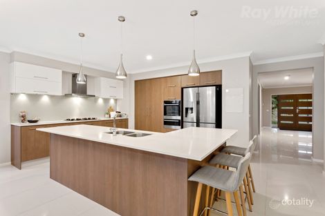 Property photo of 13 Barmah Place Waterways VIC 3195