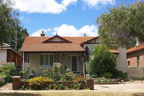 Property photo of 10 Highroyd Street Menora WA 6050
