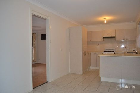 Property photo of 37 Kenyon Crescent Doonside NSW 2767