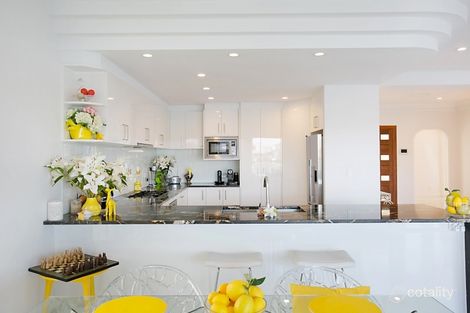 Property photo of 124 Amalfi Drive Surfers Paradise QLD 4217