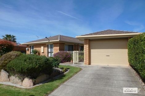 19 Roadshow Dr, West Wodonga, VIC 3690