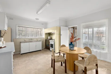Property photo of 4 Dowling Street Fawkner VIC 3060