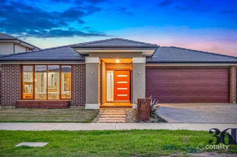 Property photo of 57 Rockgarden Drive Truganina VIC 3029