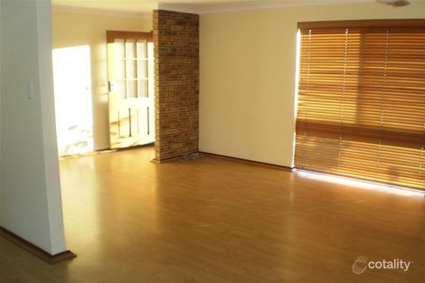Property photo of 4 McMahon Way Samson WA 6163