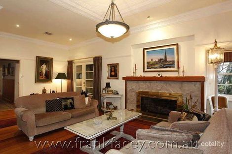 Property photo of 15 Brisbane Street Berwick VIC 3806