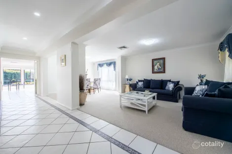 Property photo of 18 Lancaster Park Place Dubbo NSW 2830