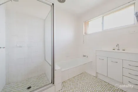 Property photo of 38 Roghan Road Boondall QLD 4034