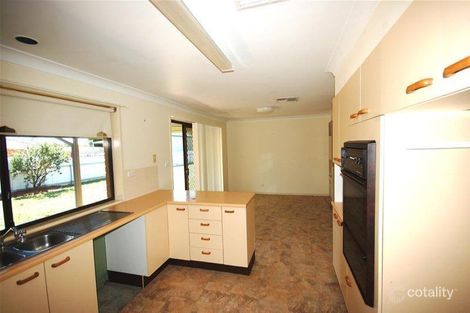 Property photo of 43 Grevillea Crescent Lake Albert NSW 2650
