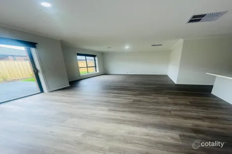 Property photo of 73 Imatra Loop Tarneit VIC 3029