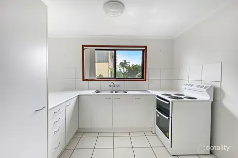 Property photo of 7/29 Ahern Street Labrador QLD 4215