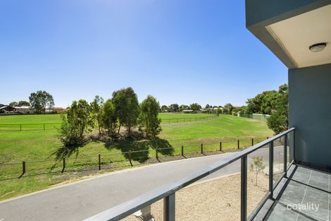Property photo of 23 Diamond Boulevard Greensborough VIC 3088