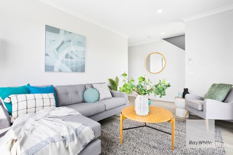 Property photo of 20 Lombardy Walk Deanside VIC 3336