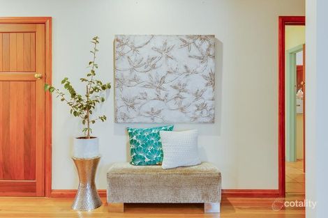 Property photo of 10 Elm Crescent Emerald VIC 3782