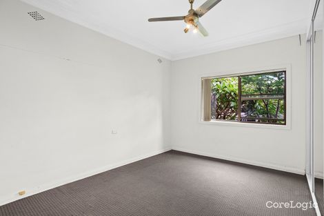 Property photo of 19 Grasmere Street Mount Saint Thomas NSW 2500