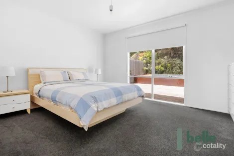 Property photo of 13 Sherwood Road Rye VIC 3941