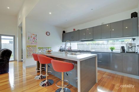 Property photo of 2 Themi Place Traralgon VIC 3844