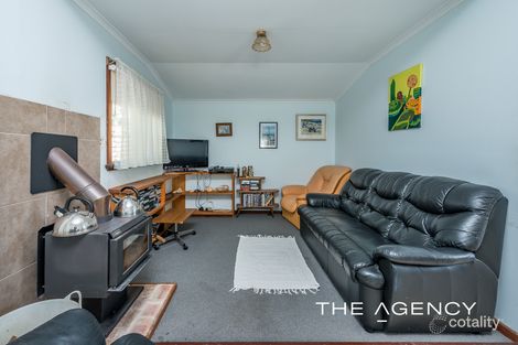 Property photo of 27 Hazel Avenue Quinns Rocks WA 6030