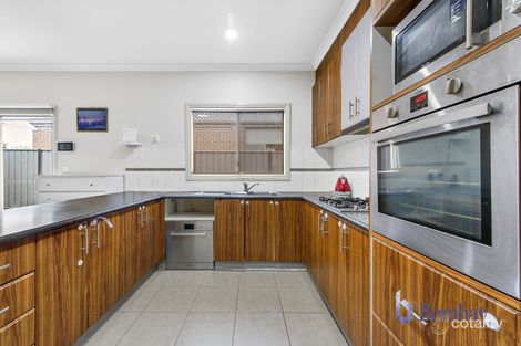 Property photo of 6 Middlesborough Drive Craigieburn VIC 3064