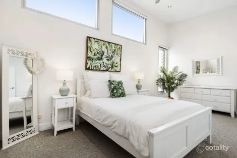 Property photo of 35 Kangaroo Road Collaroy Plateau NSW 2097