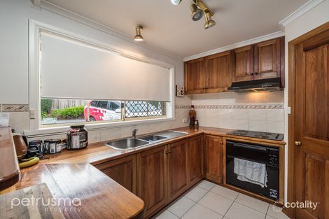 Property photo of 4/84 Malunna Road Lindisfarne TAS 7015