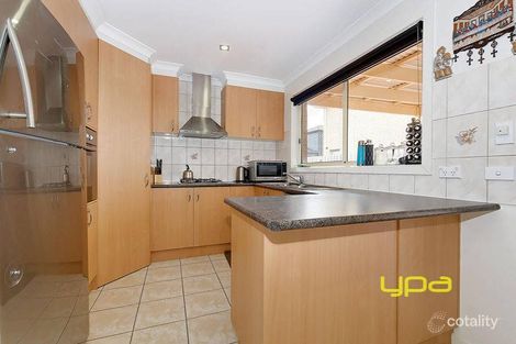 Property photo of 6 Cedarwood Way Roxburgh Park VIC 3064
