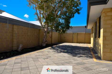 Property photo of 3 Bollard Circle Wannanup WA 6210