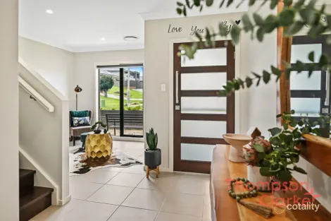 Property photo of 29 Harrow Circuit Greta NSW 2334