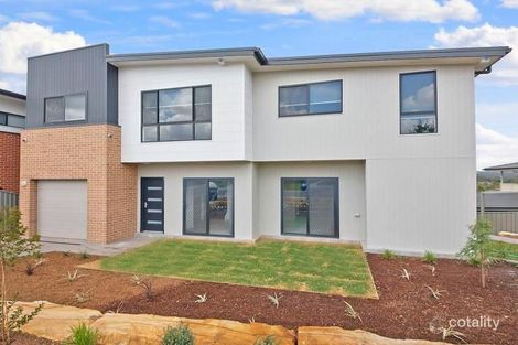 Property photo of 6 Marian Drive Rosemeadow NSW 2560