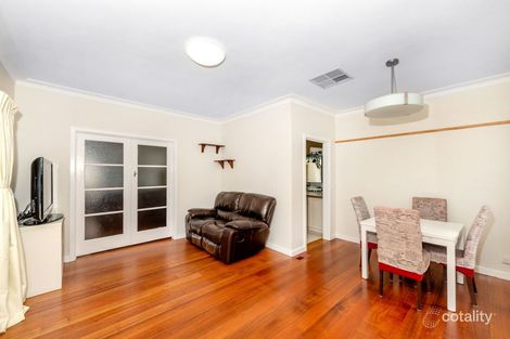 Property photo of 7 Pines Grove Oak Park VIC 3046