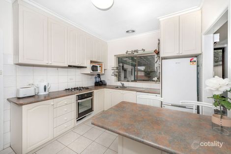 Property photo of 7 Pines Grove Oak Park VIC 3046