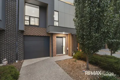 Property photo of 19 Chameleon Terrace Point Cook VIC 3030