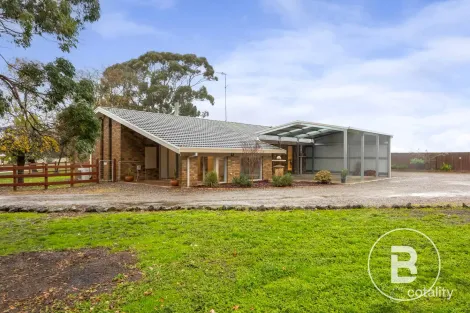 10 Nine Mile Rd, Napoleons, VIC 3352