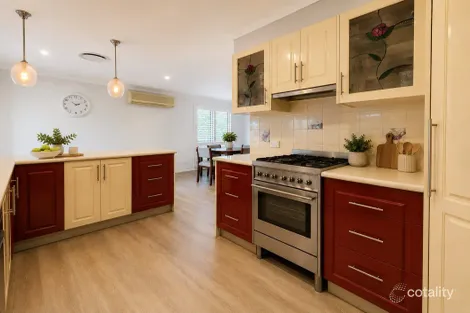 Property photo of 4 Holmegate Crescent Cranebrook NSW 2749