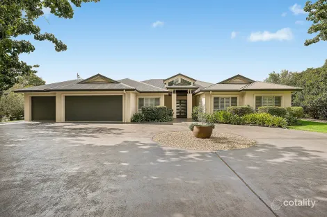 57 ROBERT HODDLE GR, BOMBIRA, NSW 2850