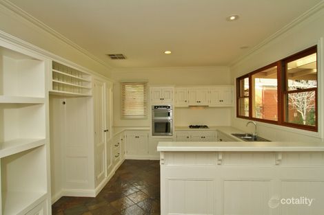 Property photo of 6 Tea-Tree Court Strathdale VIC 3550