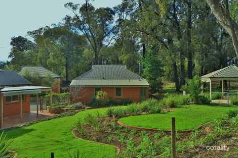 Property photo of 6 Tea-Tree Court Strathdale VIC 3550