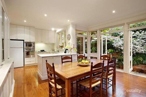 Property photo of 15 Lambert Road Toorak VIC 3142