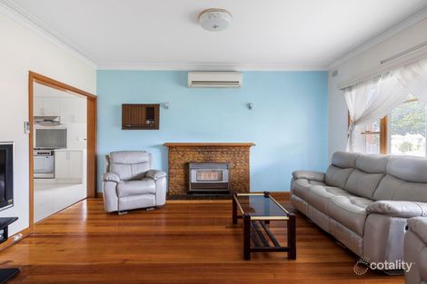 Property photo of 26 Hobbs Crescent Reservoir VIC 3073