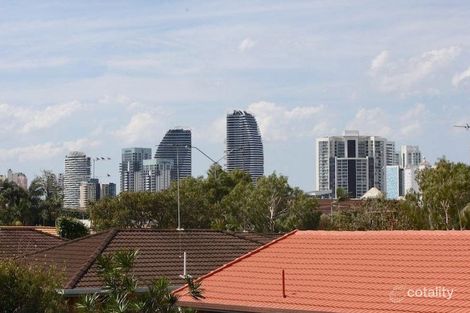 5/14 CHRISTINA CT, MERMAID WATERS, QLD 4218