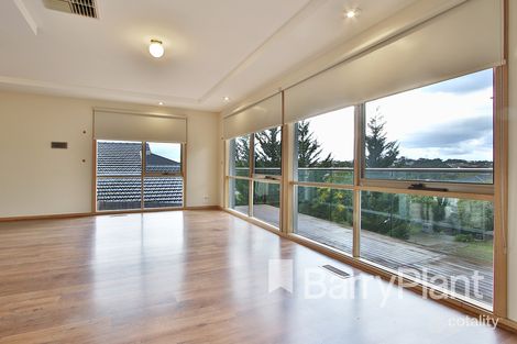 Property photo of 16 Helmsdale Retreat Templestowe VIC 3106