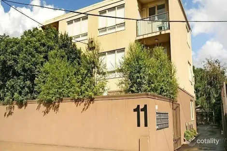 13/11 Kooyong Rd, Armadale, VIC 3143
