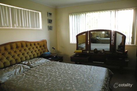 743 Esplanade, Lota, QLD 4179